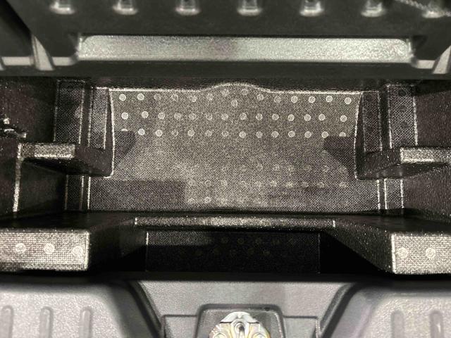 ムーヴキャンバスストライプスＧ　保温機能付きドリンクホルダー　キーフリーＬＥＤオートライト・フォグランプ　電動パーキングブレーキ　プッシュボタンスタート　セキュリティアラーム　バックカメラ　両側パワースライドドアウエルカムオープン機能　オート電動格納式ドアミラー（広島県）の中古車