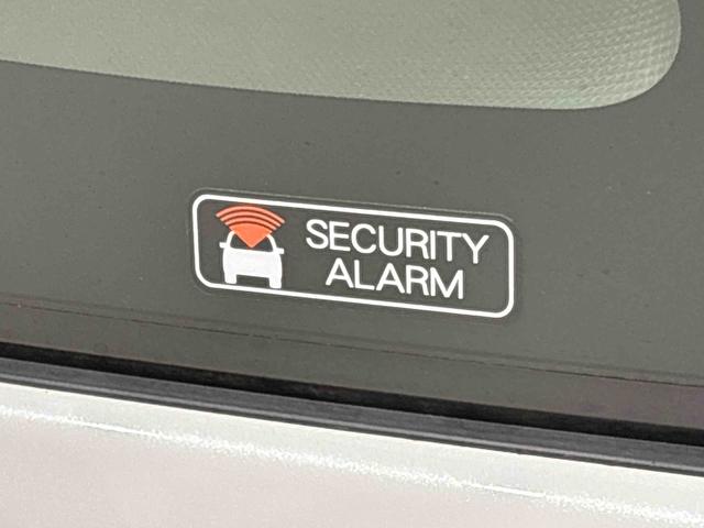 ムーヴキャンバスストライプスＧ　保温機能付きドリンクホルダー　キーフリーＬＥＤオートライト・フォグランプ　電動パーキングブレーキ　プッシュボタンスタート　セキュリティアラーム　バックカメラ　両側パワースライドドアウエルカムオープン機能　オート電動格納式ドアミラー（広島県）の中古車