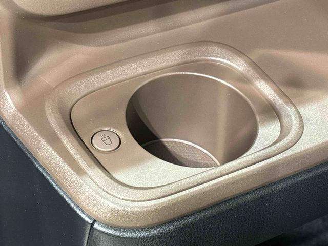 ムーヴキャンバスセオリーＧ　バックモニター対応　電動パーキングブレーキＬＥＤオートライト・フォグランプ　電動パーキングブレーキ　プッシュボタンスタート　セキュリティアラーム　バックカメラ　両側パワースライドドアウエルカムオープン機能　オート電動格納式ドアミラー（広島県）の中古車