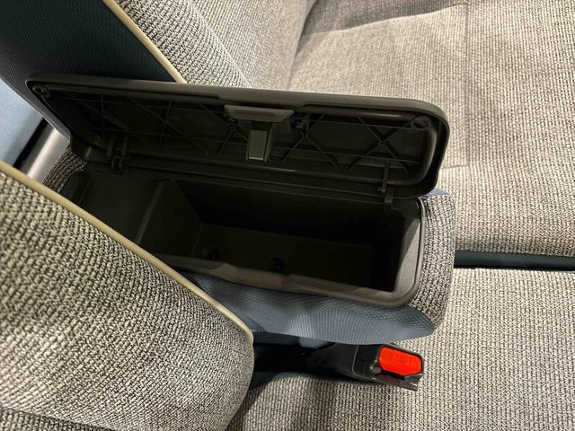 ムーヴキャンバスストライプスＧ　バックモニター　電動パーキングブレーキ保温機能付きドリンクホルダー　オートライト　オートエアコン　後席両側パワースライドドア　運転席・助手席シートヒーター　サイドエアバッグ　ＬＥＤヘッドライト・フォグランプ　キーフリーシステム（広島県）の中古車