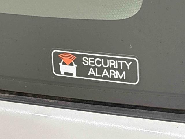 ムーヴキャンバスストライプスＧ　バックモニター　電動パーキングブレーキ保温機能付きドリンクホルダー　オートライト　オートエアコン　後席両側パワースライドドア　運転席・助手席シートヒーター　サイドエアバッグ　ＬＥＤヘッドライト・フォグランプ　キーフリーシステム（広島県）の中古車