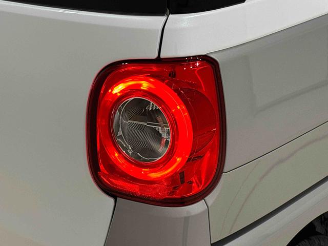 ムーヴキャンバスストライプスＧ　バックモニター　電動パーキングブレーキ保温機能付きドリンクホルダー　オートライト　オートエアコン　後席両側パワースライドドア　運転席・助手席シートヒーター　サイドエアバッグ　ＬＥＤヘッドライト・フォグランプ　キーフリーシステム（広島県）の中古車