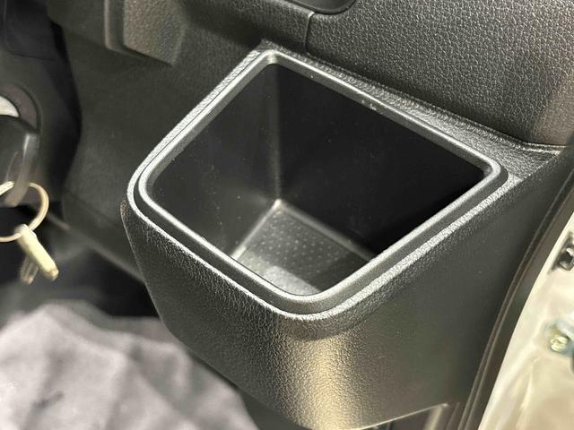 ハイゼットカーゴＤＸハロゲンヘッドランプ　トップシェイドガラス　荷室ランプ　コーナーセンサー　ＡＭ・ＦＭラジオ　テンパータイヤ（広島県）の中古車