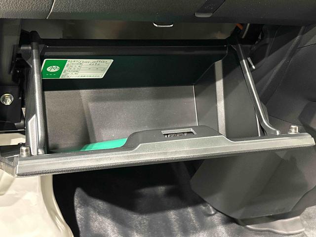 ハイゼットカーゴＤＸハロゲンヘッドランプ　トップシェイドガラス　荷室ランプ　コーナーセンサー　ＡＭ・ＦＭラジオ　テンパータイヤ（広島県）の中古車