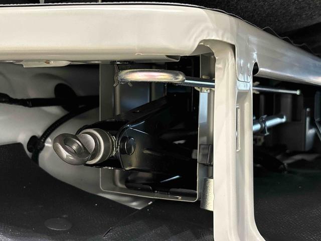 ハイゼットカーゴＤＸハロゲンヘッドランプ　トップシェイドガラス　荷室ランプ　コーナーセンサー　ＡＭ・ＦＭラジオ　テンパータイヤ（広島県）の中古車