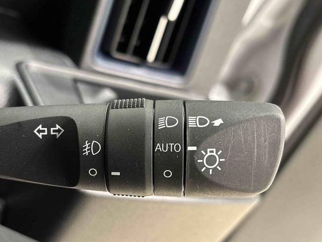 タントカスタムRS バックモニター 電動パーキングブレーキ運転席・助手席シートヒーター 後席両側パワースライドドア サイドエアバッグ オートエアコン オートライト LEDヘッドライト・フォグランプ キーフリーシステム 純正15インチアルミホイール(広島県)の中古車