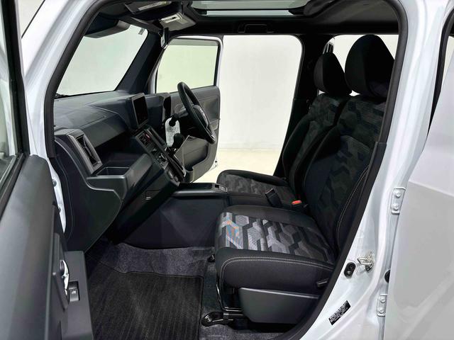 タフトＧターボ　ダーククロムベンチャー　バックモニター対応スカイフィールトップ　クロムパック　メッキパック　シルバーアンダーガーニッシュ　インテリアアクセント　ＬＥＤオートハイビーム＆フォグランプ　電動パーキングブレーキ　バックカメラ　アルミホイール（広島県）の中古車