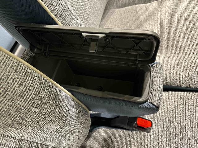 ムーヴキャンバスストライプスＧ　バックモニター　後席両側パワースライドドア運転席・助手席シートヒーター　電動パーキングブレーキ　ＬＥＤヘッドライト・フォグランプ　サイドエアバッグ　オートライト　オートエアコン　キーフリーシステム　アイドリングストップ機能（広島県）の中古車