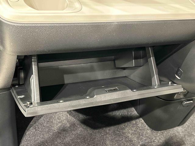 ムーヴキャンバスストライプスＧ　バックモニター　後席両側パワースライドドア運転席・助手席シートヒーター　電動パーキングブレーキ　ＬＥＤヘッドライト・フォグランプ　サイドエアバッグ　オートライト　オートエアコン　キーフリーシステム　アイドリングストップ機能（広島県）の中古車