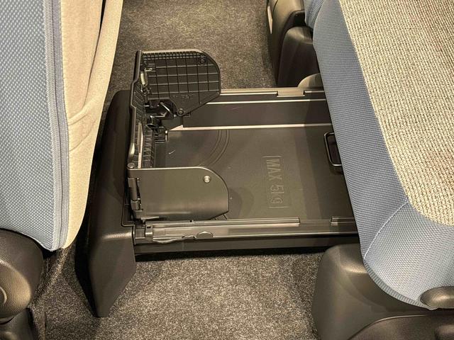 ムーヴキャンバスストライプスＧ　バックモニター　後席両側パワースライドドア運転席・助手席シートヒーター　電動パーキングブレーキ　ＬＥＤヘッドライト・フォグランプ　サイドエアバッグ　オートライト　オートエアコン　キーフリーシステム　アイドリングストップ機能（広島県）の中古車