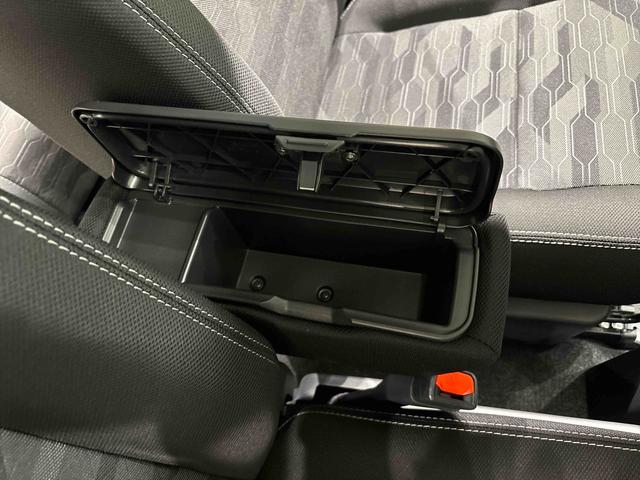 タフトＧ　クロムベンチャー　納車前点検あり　延長保証追加できますスカイフィールトップ　クロムパック　メッキパック　シルバーアンダーガーニッシュ　インテリアアクセント　ＬＥＤオートハイビーム＆フォグランプ　電動パーキングブレーキ　バックカメラ　アルミホイール（広島県）の中古車