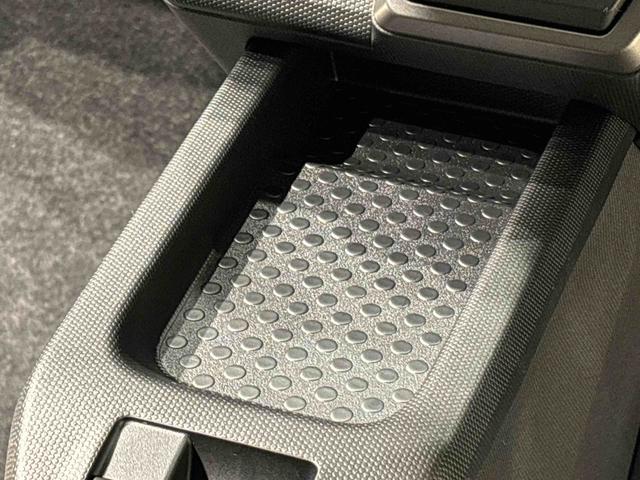 タフトＧターボ　クロムベンチャー　全車速追従機能付ＡＣＣ純正ナビ装着用アップグレードパック　本革巻ステアリングホイール　電動パーキングブレーキ　オートブレーキホールド機能　運転席・助手席シートヒーター　運転席シートリフター　チルトステアリング（広島県）の中古車