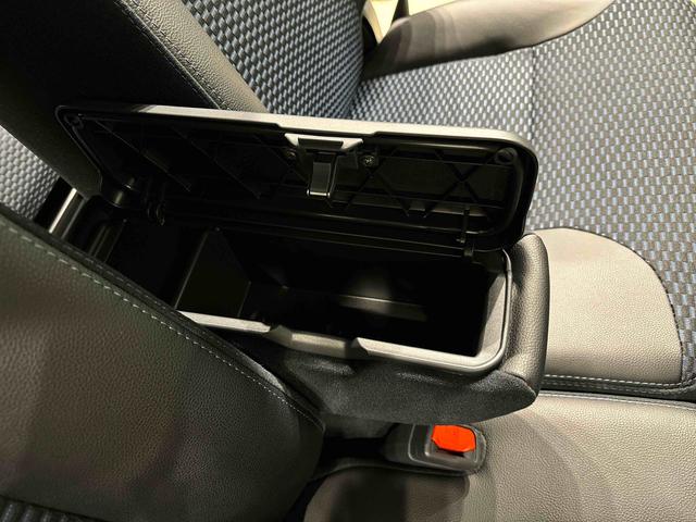 タントカスタムRS パノラマモニター対応 電動パーキングブレーキLEDオートライト パワースライドドアウェルカムオープン機能 オート電動格納式ドアミラー 助手席ロングスライド 助手席イージークローザー アルミホイール キーフリーシステム(広島県)の中古車