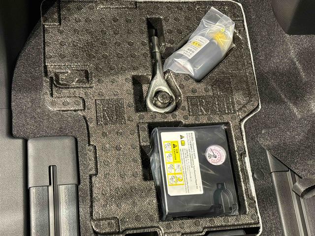 タントカスタムRS パノラマモニター対応 電動パーキングブレーキLEDオートライト パワースライドドアウェルカムオープン機能 オート電動格納式ドアミラー 助手席ロングスライド 助手席イージークローザー アルミホイール キーフリーシステム(広島県)の中古車