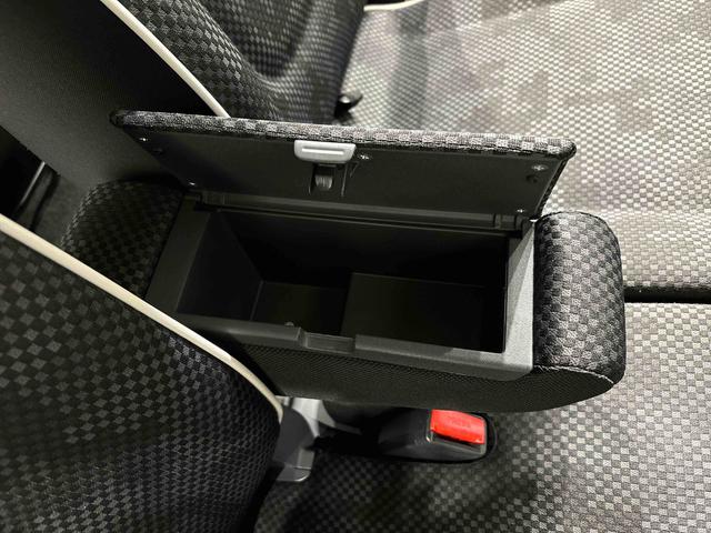 フレアクロスオーバーＸＳ　カーナビ　全方位モニターカメラ　ドライブレコーダーＥＴＣ車載器　運転席・助手席シートヒーター　プッシュボタンスタート　オートエアコン　オートライト　キーフリーシステム　アイドリングストップ　セキュリティーアラーム（広島県）の中古車