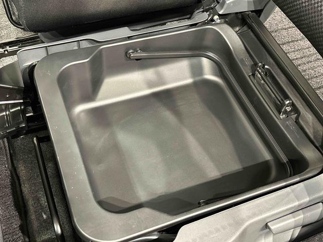 フレアクロスオーバーＸＳ　カーナビ　全方位モニターカメラ　ドライブレコーダーＥＴＣ車載器　運転席・助手席シートヒーター　プッシュボタンスタート　オートエアコン　オートライト　キーフリーシステム　アイドリングストップ　セキュリティーアラーム（広島県）の中古車