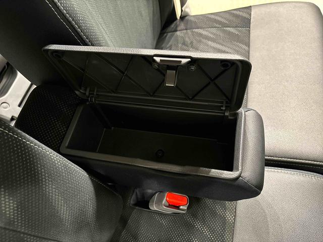 タントカスタムＸ　トップエディションＳＡIII　ナビ　バックカメラＥＴＣ　ＬＥＤオートライト　ＬＥＤフォグ　左側パワースライドドアウェルカムオープン機能　オート電動格納式ドアミラー　助手席ロングスライド　助手席イージークローザー　運転席シートヒーター　アルミホイール（広島県）の中古車