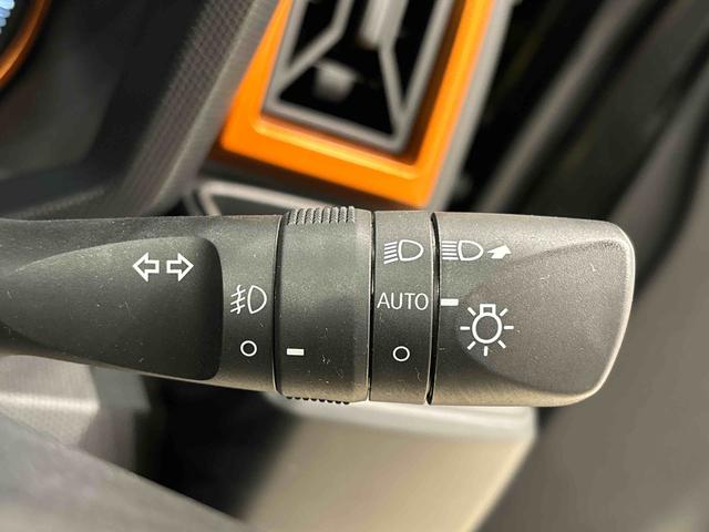 タフトG ナビゲーション ドラレコ ETC車載器 バックカメラスカイフィールトップ LEDオートライト オートハイビーム フロントフォグランプ 運転席/助手席シートヒーター プッシュボタンスタート キーフリーシステム 電動パーキングブレーキ アルミホイール(広島県)の中古車