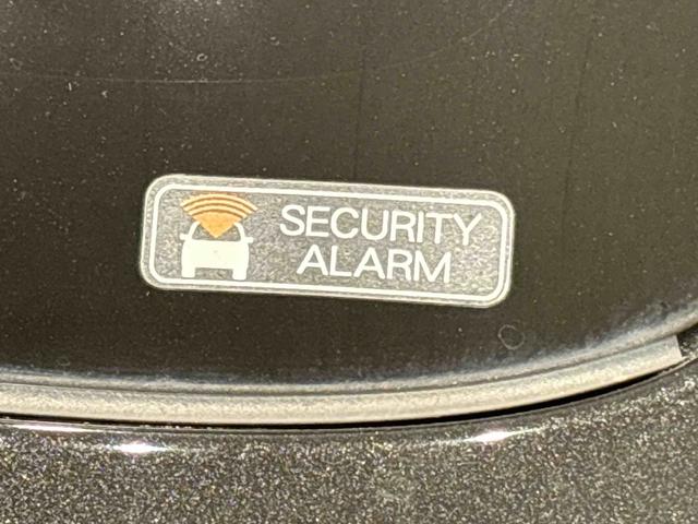 コペンローブ バックカメラ付き ETC車載器電動開閉式ルーフ LEDヘッドランプ 16インチタイヤ&アルミホイール プッシュボタンスタート セキュリティアラーム スタビライザー(フロント・リヤ)(広島県)の中古車