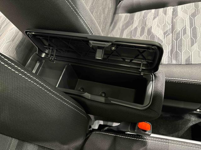 タフトＧ　クロムベンチャースカイフィールトップ　クロムパック　メッキパック　シルバーアンダーガーニッシュ　インテリアアクセント　ＬＥＤオートライト＆フォグランプ　電動パーキングブレーキ　バックカメラ　アルミホイール（広島県）の中古車