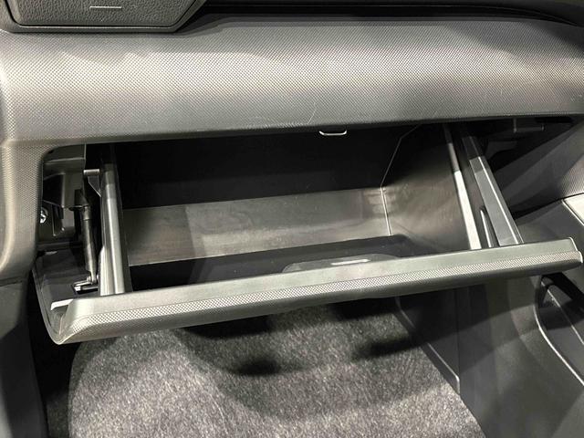 ロッキープレミアムＧ　電動パーキングブレーキ　ブレーキホールドＬＥＤヘッドランプ・フォグランプ　全車速追従機能付アダプティブクルーズコントロール　レーンキープコントロール　ブラインドスポットモニター　１７インチアルミホイール　シートヒーター　シートリフター（広島県）の中古車