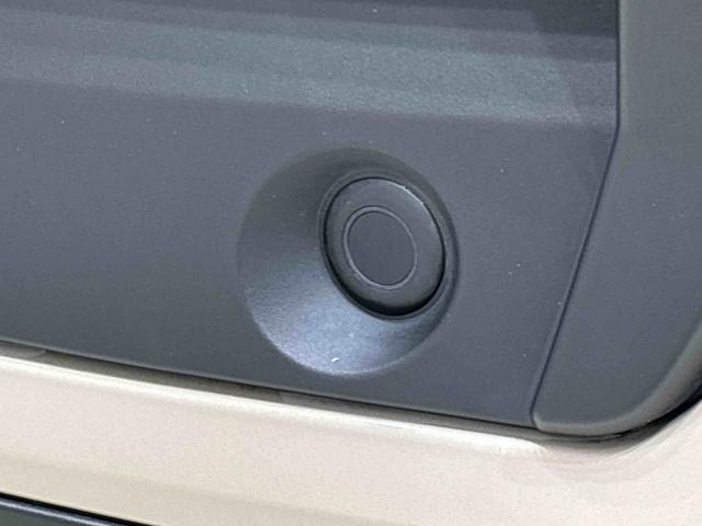 ロッキープレミアムＧ　電動パーキングブレーキ　ブレーキホールドＬＥＤヘッドランプ・フォグランプ　全車速追従機能付アダプティブクルーズコントロール　レーンキープコントロール　ブラインドスポットモニター　１７インチアルミホイール　シートヒーター　シートリフター（広島県）の中古車