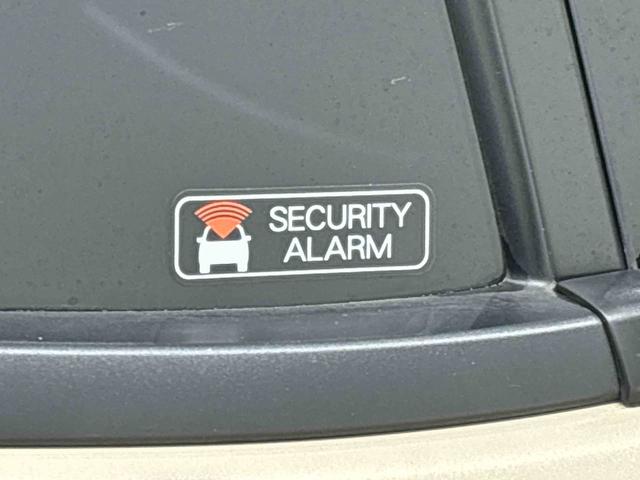 ロッキープレミアムＧ　電動パーキングブレーキ　ブレーキホールドＬＥＤヘッドランプ・フォグランプ　全車速追従機能付アダプティブクルーズコントロール　レーンキープコントロール　ブラインドスポットモニター　１７インチアルミホイール　シートヒーター　シートリフター（広島県）の中古車