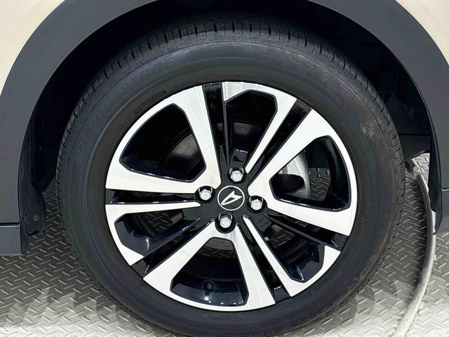 ロッキープレミアムＧ　電動パーキングブレーキ　ブレーキホールドＬＥＤヘッドランプ・フォグランプ　全車速追従機能付アダプティブクルーズコントロール　レーンキープコントロール　ブラインドスポットモニター　１７インチアルミホイール　シートヒーター　シートリフター（広島県）の中古車