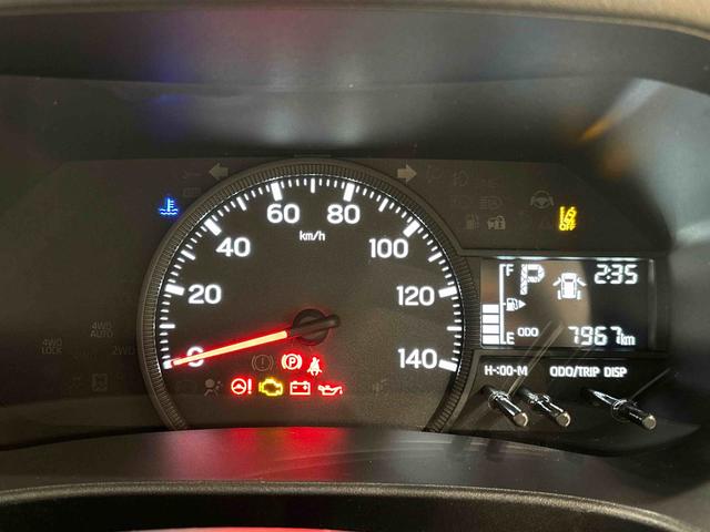 ハイゼットカーゴDX AM/FMラジオ マニュアルエアコン コーナーセンサートップシェイドガラス コーナーセンサー オーバーヘッドシェルフ フロントドアパワーウインドウ キーレスエントリー AM/FMラジオ テンパータイヤ スチールホイール(広島県)の中古車