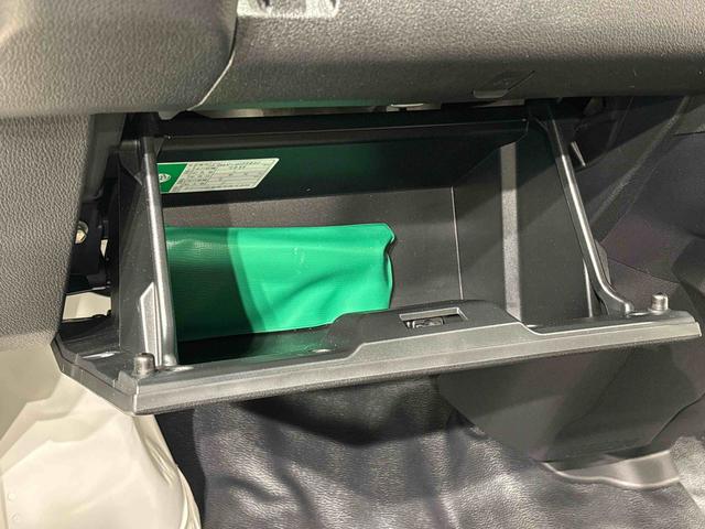 ハイゼットカーゴDX AM/FMラジオ マニュアルエアコン コーナーセンサートップシェイドガラス コーナーセンサー オーバーヘッドシェルフ フロントドアパワーウインドウ キーレスエントリー AM/FMラジオ テンパータイヤ スチールホイール(広島県)の中古車