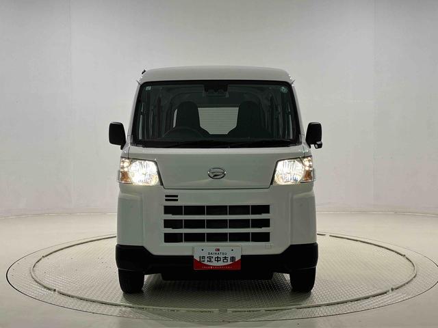 ハイゼットカーゴDX AM/FMラジオ マニュアルエアコン コーナーセンサートップシェイドガラス コーナーセンサー オーバーヘッドシェルフ フロントドアパワーウインドウ キーレスエントリー AM/FMラジオ テンパータイヤ スチールホイール(広島県)の中古車