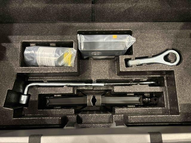 タフトG ダーククロムベンチャー バックカメラ付き シートヒータースカイフィールトップ クロムパック メッキパック シルバーアンダーガーニッシュ インテリアアクセント LEDオートライト&フォグランプ 電動パーキングブレーキ バックカメラ アルミホイール(広島県)の中古車