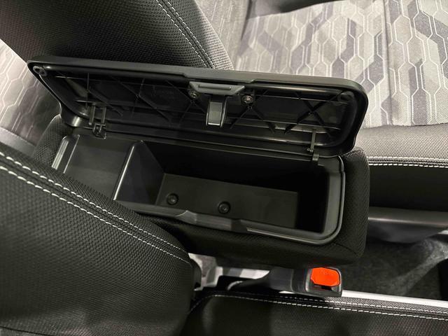 タフトＧ　クロムベンチャースカイフィールトップ　クロムパック　メッキパック　シルバーアンダーガーニッシュ　インテリアアクセント　ＬＥＤオートライト＆フォグランプ　電動パーキングブレーキ　バックカメラ　アルミホイール（広島県）の中古車