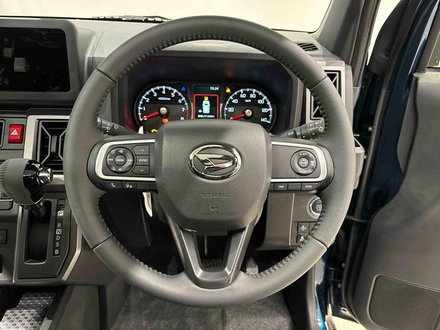 タフトＧ　ダーククロムベンチャー　バックカメラ付きスカイフィールトップ　クロムパック　メッキパック　シルバーアンダーガーニッシュ　インテリアアクセント　ＬＥＤオートライト＆フォグランプ　電動パーキングブレーキ　バックカメラ　アルミホイール（広島県）の中古車