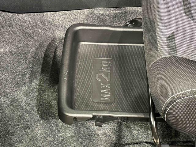 タフトＧ　ダーククロムベンチャー　バックカメラ付きスカイフィールトップ　クロムパック　メッキパック　シルバーアンダーガーニッシュ　インテリアアクセント　ＬＥＤオートライト＆フォグランプ　電動パーキングブレーキ　バックカメラ　アルミホイール（広島県）の中古車