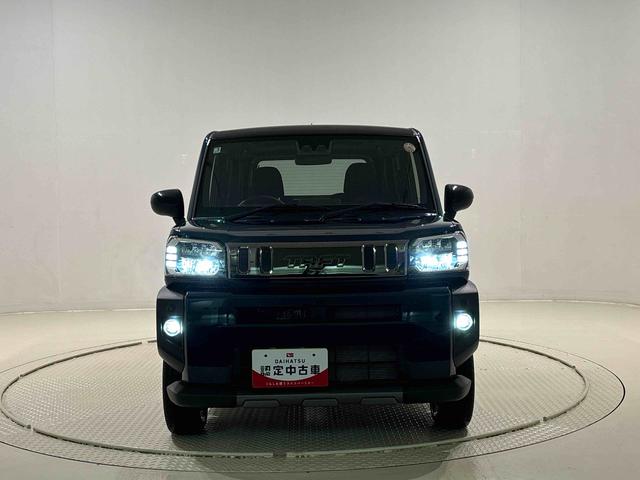 タフトＧ　ダーククロムベンチャー　バックカメラ付きスカイフィールトップ　クロムパック　メッキパック　シルバーアンダーガーニッシュ　インテリアアクセント　ＬＥＤオートライト＆フォグランプ　電動パーキングブレーキ　バックカメラ　アルミホイール（広島県）の中古車