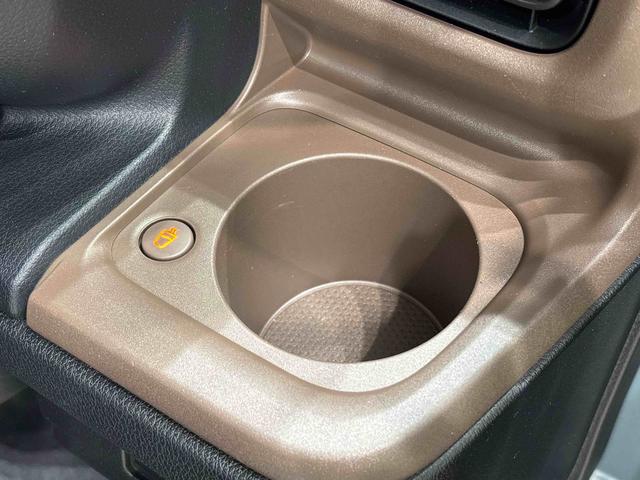 ムーヴキャンバスセオリーＧＬＥＤオートライト・フォグランプ　電動パーキングブレーキ　プッシュボタンスタート　セキュリティアラーム　バックカメラ　両側パワースライドドアウエルカムオープン機能　オート電動格納式ドアミラー（広島県）の中古車