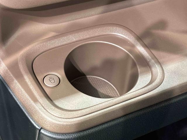 ムーヴキャンバスセオリーＧＬＥＤオートライト・フォグランプ　電動パーキングブレーキ　プッシュボタンスタート　セキュリティアラーム　バックカメラ　両側パワースライドドアウエルカムオープン機能　オート電動格納式ドアミラー（広島県）の中古車