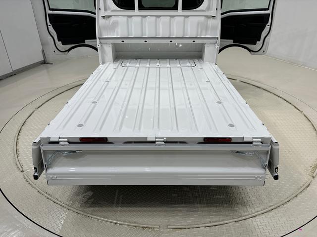 ハイゼットトラックジャンボエクストラ　４ＷＤ　５ＭＴ　コーナーセンサーＬＥＤヘッドランプ　ＬＥＤフォグランプ　トップシェイドガラス　大型荷台作業灯　デュアルエアバック　パワーウインドウ　キーレスエントリー　パワードアロック　バックソナー　ＶＳＣ＆ＴＲＣ（広島県）の中古車