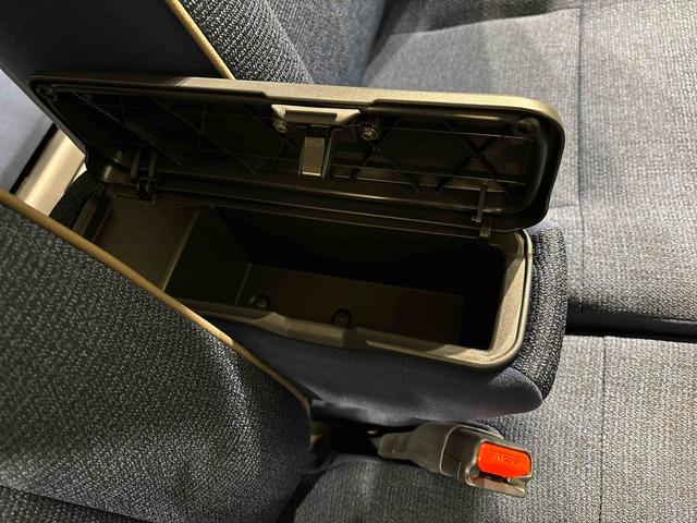 ムーヴキャンバスセオリーＧ　バックカメラ付き　電動パーキングブレーキＬＥＤオートライト・フォグランプ　電動パーキングブレーキ　プッシュボタンスタート　セキュリティアラーム　バックカメラ　両側パワースライドドアウエルカムオープン機能　オート電動格納式ドアミラー（広島県）の中古車