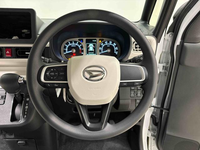 ムーヴキャンバスストライプスG シートヒーター バックモニター対応カメラLEDオートライト・フォグランプ 電動パーキングブレーキ プッシュボタンスタート セキュリティアラーム バックカメラ 両側パワースライドドアウエルカムオープン機能 オート電動格納式ドアミラー(広島県)の中古車