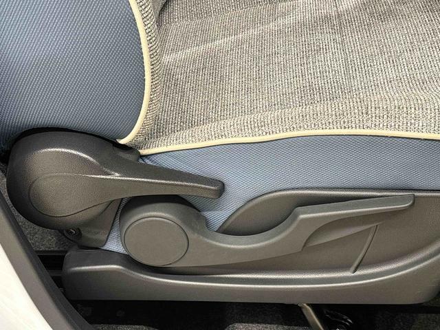 ムーヴキャンバスストライプスG シートヒーター バックモニター対応カメラLEDオートライト・フォグランプ 電動パーキングブレーキ プッシュボタンスタート セキュリティアラーム バックカメラ 両側パワースライドドアウエルカムオープン機能 オート電動格納式ドアミラー(広島県)の中古車