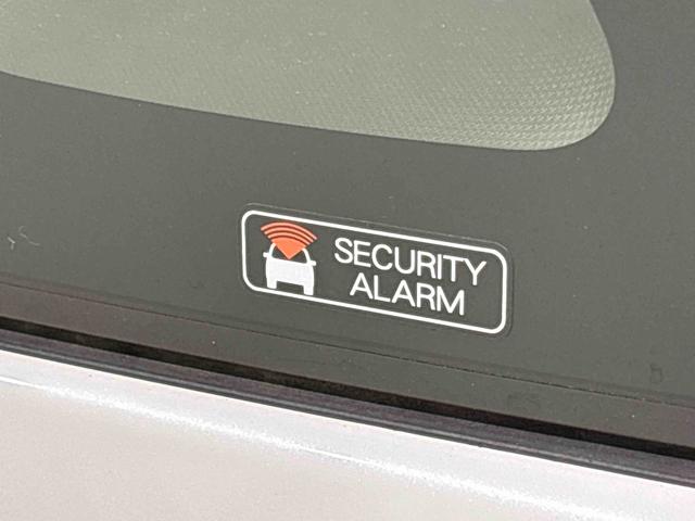 ムーヴキャンバスストライプスG シートヒーター バックモニター対応カメラLEDオートライト・フォグランプ 電動パーキングブレーキ プッシュボタンスタート セキュリティアラーム バックカメラ 両側パワースライドドアウエルカムオープン機能 オート電動格納式ドアミラー(広島県)の中古車