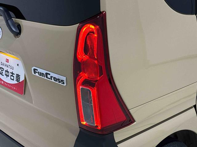 タントファンクロスターボLEDオートライト パワースライドドアウェルカムオープン機能 オート電動格納式ドアミラー 助手席ロングスライド 助手席イージークローザー アルミホイール キーフリーシステム(広島県)の中古車