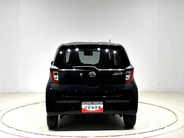 ミライースＸ　ＳＡIIIＬＥＤヘッドランプ　セキュリティアラーム　コーナーセンサー　１４インチフルホイールキャップ　キーレスエントリー　電動格納式ドアミラー　ショツピングフック　マニュアルエアコン（広島県）の中古車