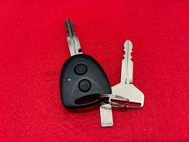 ミライースＸ　ＳＡIIIＬＥＤヘッドランプ　セキュリティアラーム　コーナーセンサー　１４インチフルホイールキャップ　キーレスエントリー　電動格納式ドアミラー　ショツピングフック　マニュアルエアコン（広島県）の中古車