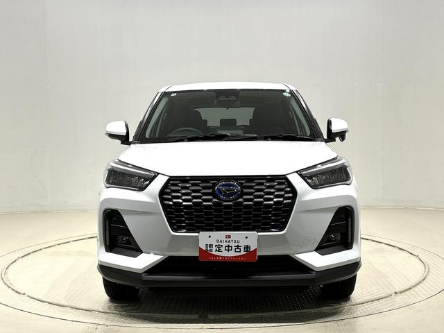 ロッキープレミアムＧ　ＨＥＶ　バックモニター　電動パーキングブレーキＬＥＤヘッドランプ・フォグランプ　全車速追従機能付アダプティブクルーズコントロール　レーンキープコントロール　ブラインドスポットモニター　１７インチアルミホイール　シートヒーター（広島県）の中古車