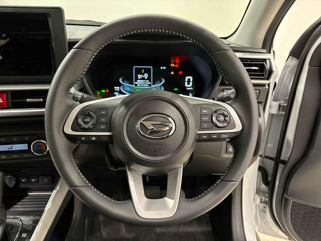 ロッキープレミアムＧ　ＨＥＶ　バックモニター　電動パーキングブレーキＬＥＤヘッドランプ・フォグランプ　全車速追従機能付アダプティブクルーズコントロール　レーンキープコントロール　ブラインドスポットモニター　１７インチアルミホイール　シートヒーター（広島県）の中古車