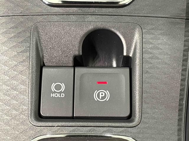 ロッキープレミアムＧ　ＨＥＶ　バックモニター　電動パーキングブレーキＬＥＤヘッドランプ・フォグランプ　全車速追従機能付アダプティブクルーズコントロール　レーンキープコントロール　ブラインドスポットモニター　１７インチアルミホイール　シートヒーター（広島県）の中古車