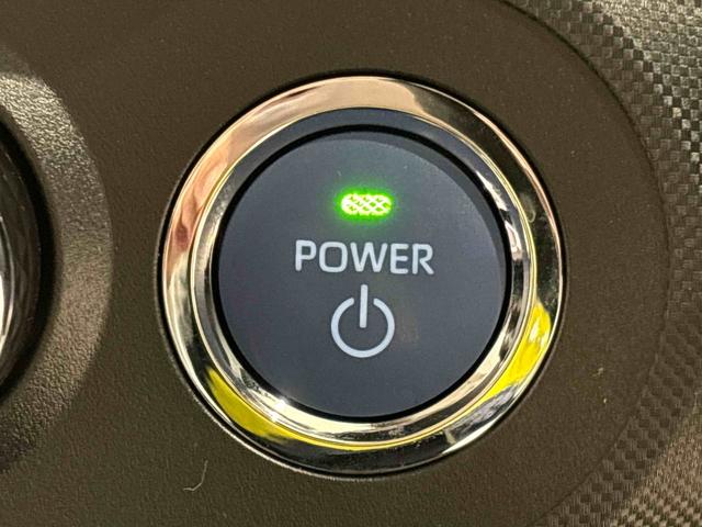 ロッキープレミアムＧ　ＨＥＶ　バックモニター　電動パーキングブレーキＬＥＤヘッドランプ・フォグランプ　全車速追従機能付アダプティブクルーズコントロール　レーンキープコントロール　ブラインドスポットモニター　１７インチアルミホイール　シートヒーター（広島県）の中古車